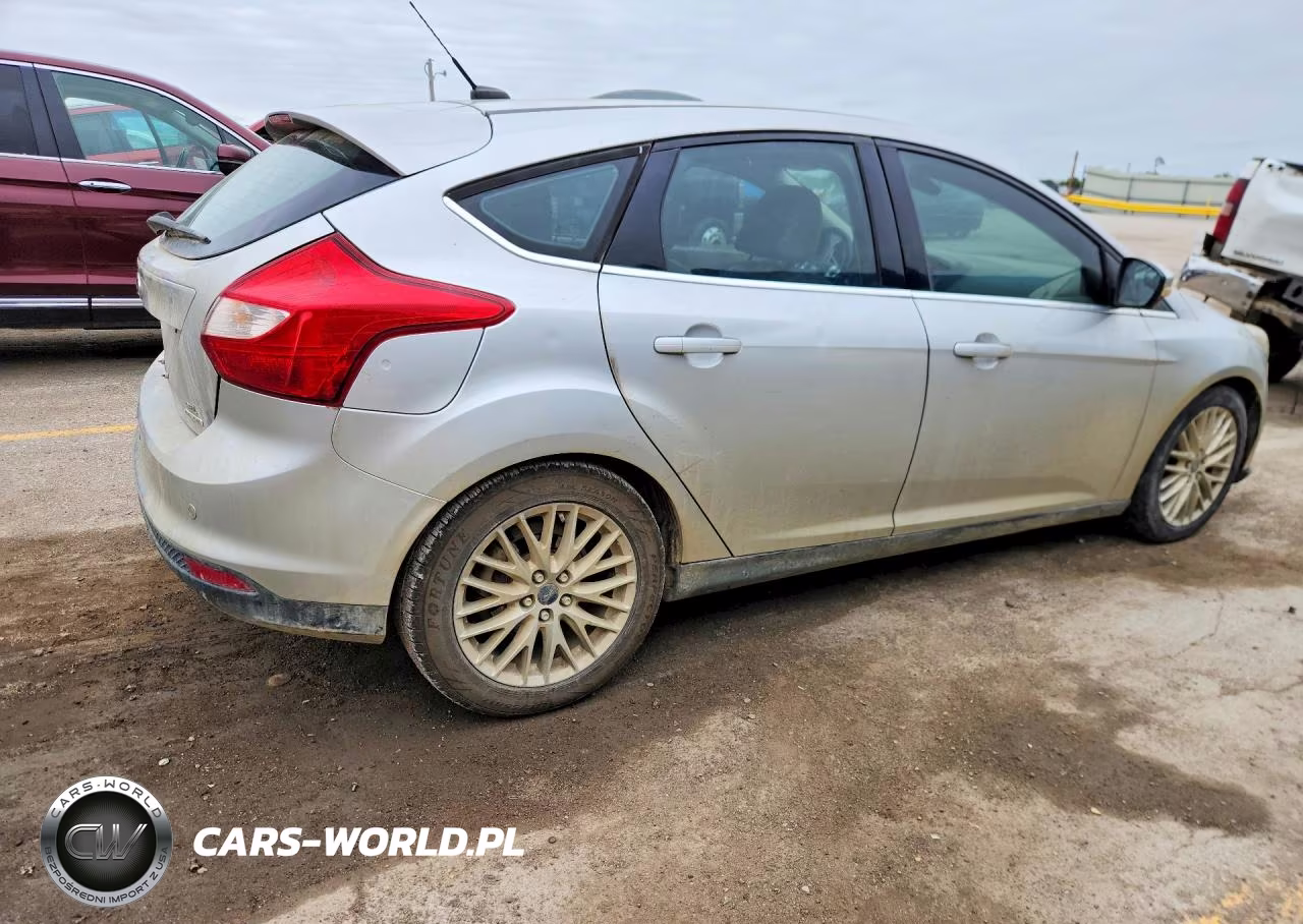 2012 Ford Focus Sel VIN:1FAHP3M2XCL415413 - 3