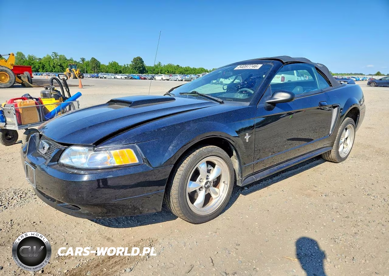 2000 Ford Mustang