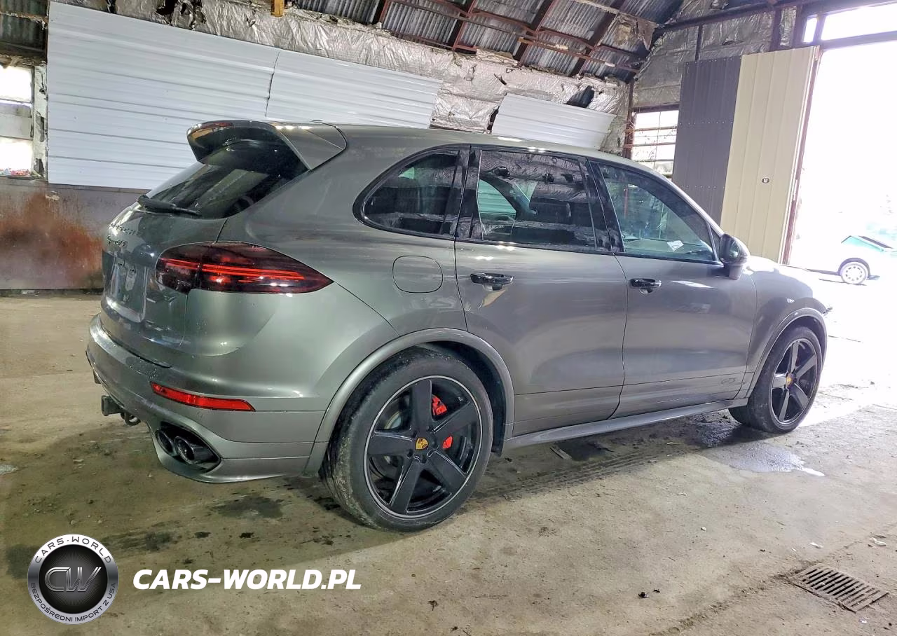 2018 Porsche Cayenne Gts VIN:WP1AD2A27JLA80755 - 3