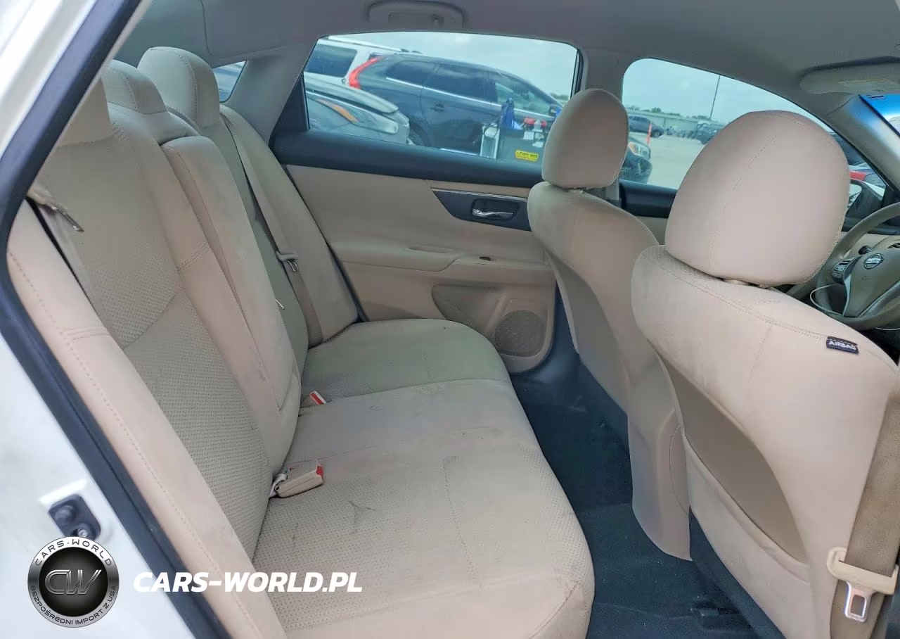 2015 Nissan Altima 2.5 S VIN:1N4AL3AP4FC242215 - 10
