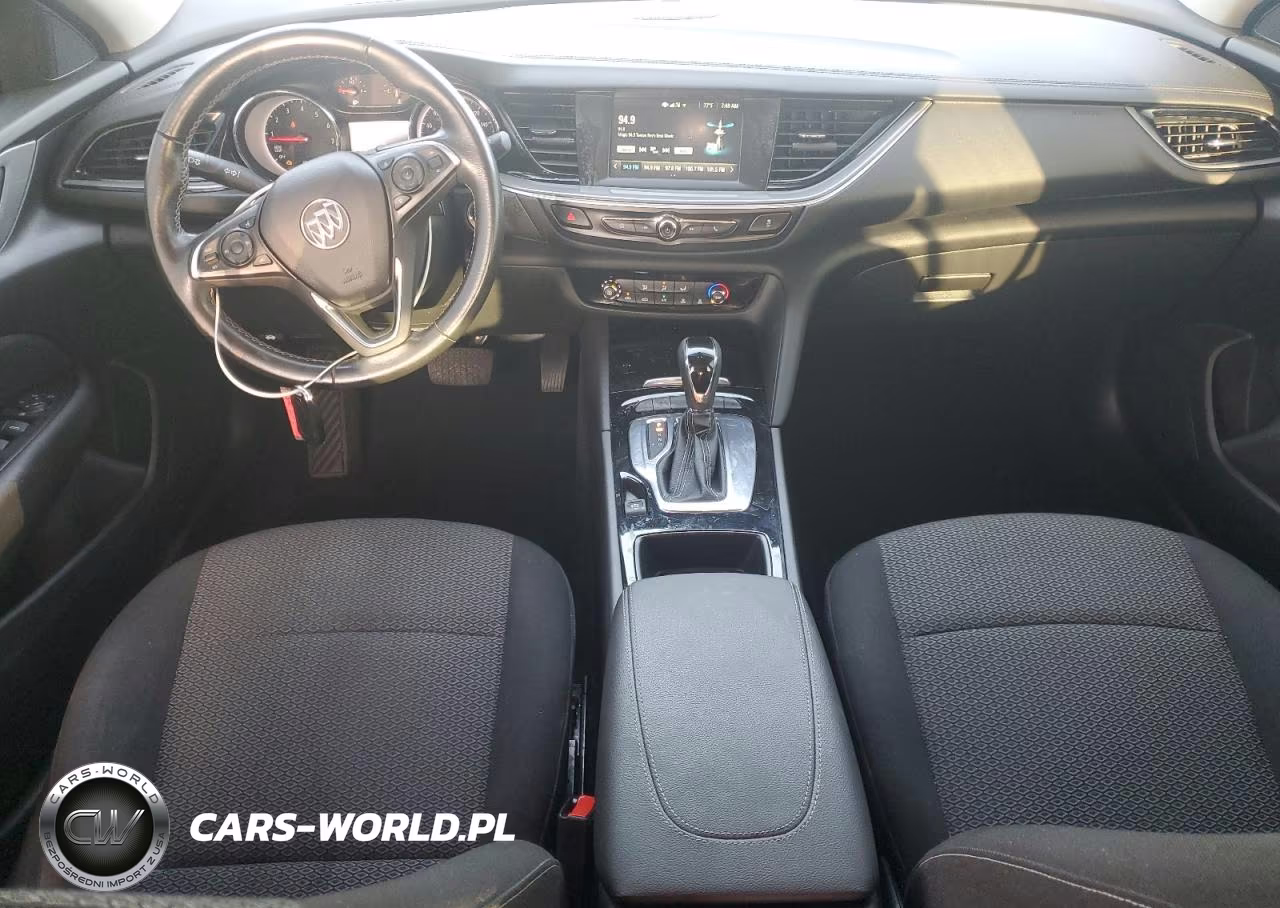 2018 Buick Regal Preferred VIN:W04GL6SX1J1082717 - 8