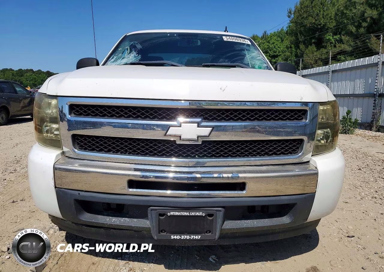 2011 Chevrolet Silverado C1500 Ls VIN:1GCRCREA6BZ131761 - 5