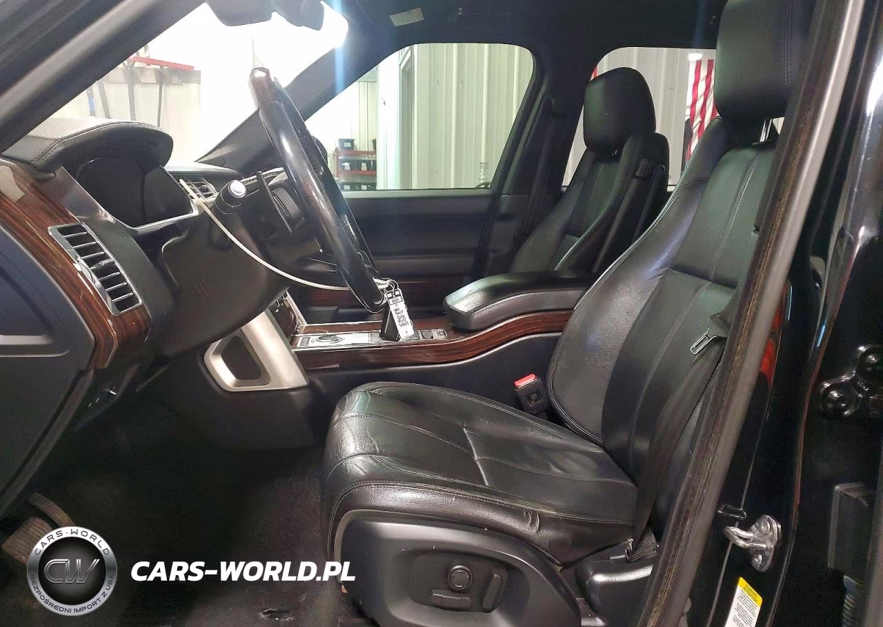 2017 Land Rover Range Rover VIN:SALGR2FV5HA349673 - 7