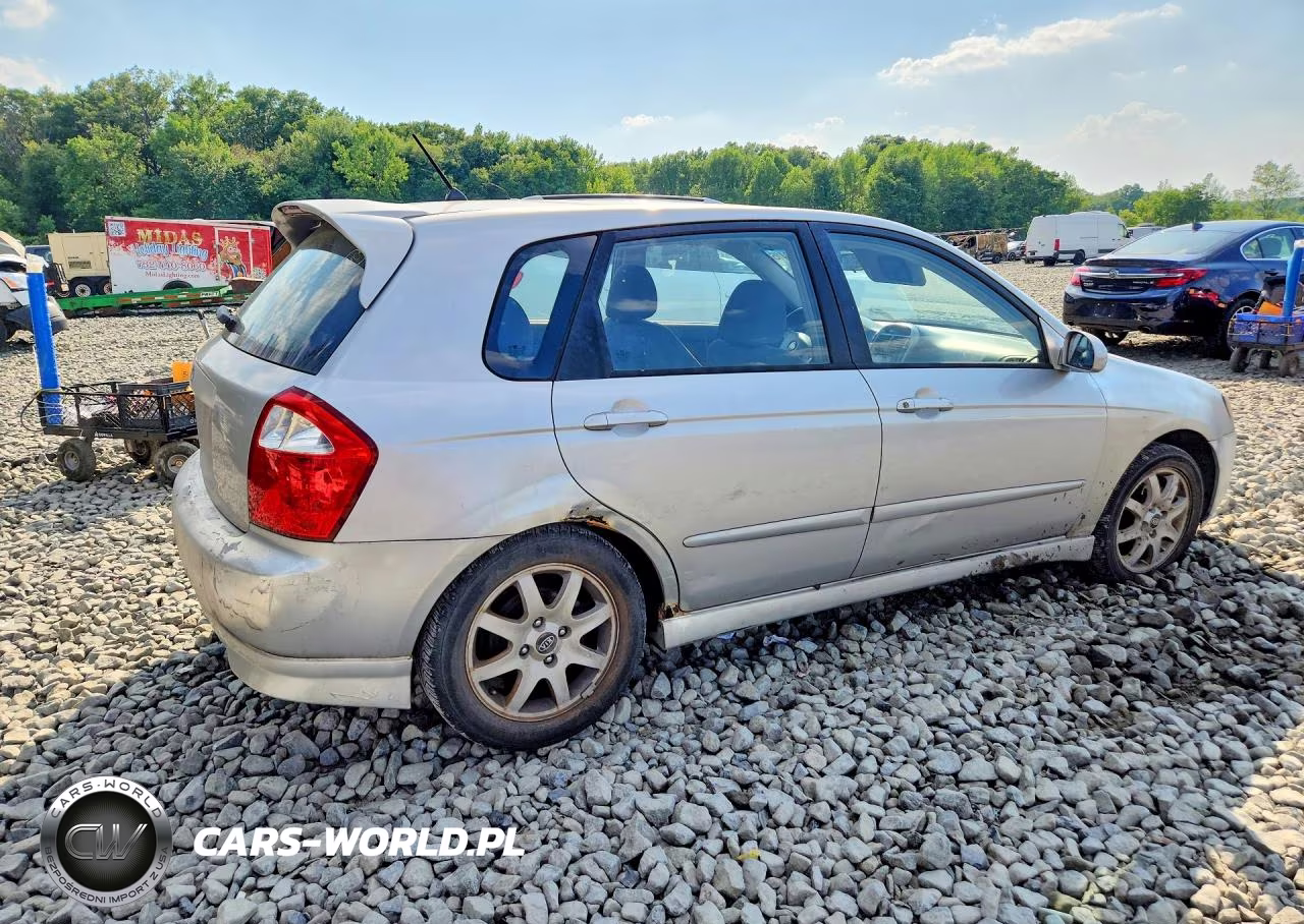 2005 Kia Spectra5 VIN:KNAFE162855122834 - 3