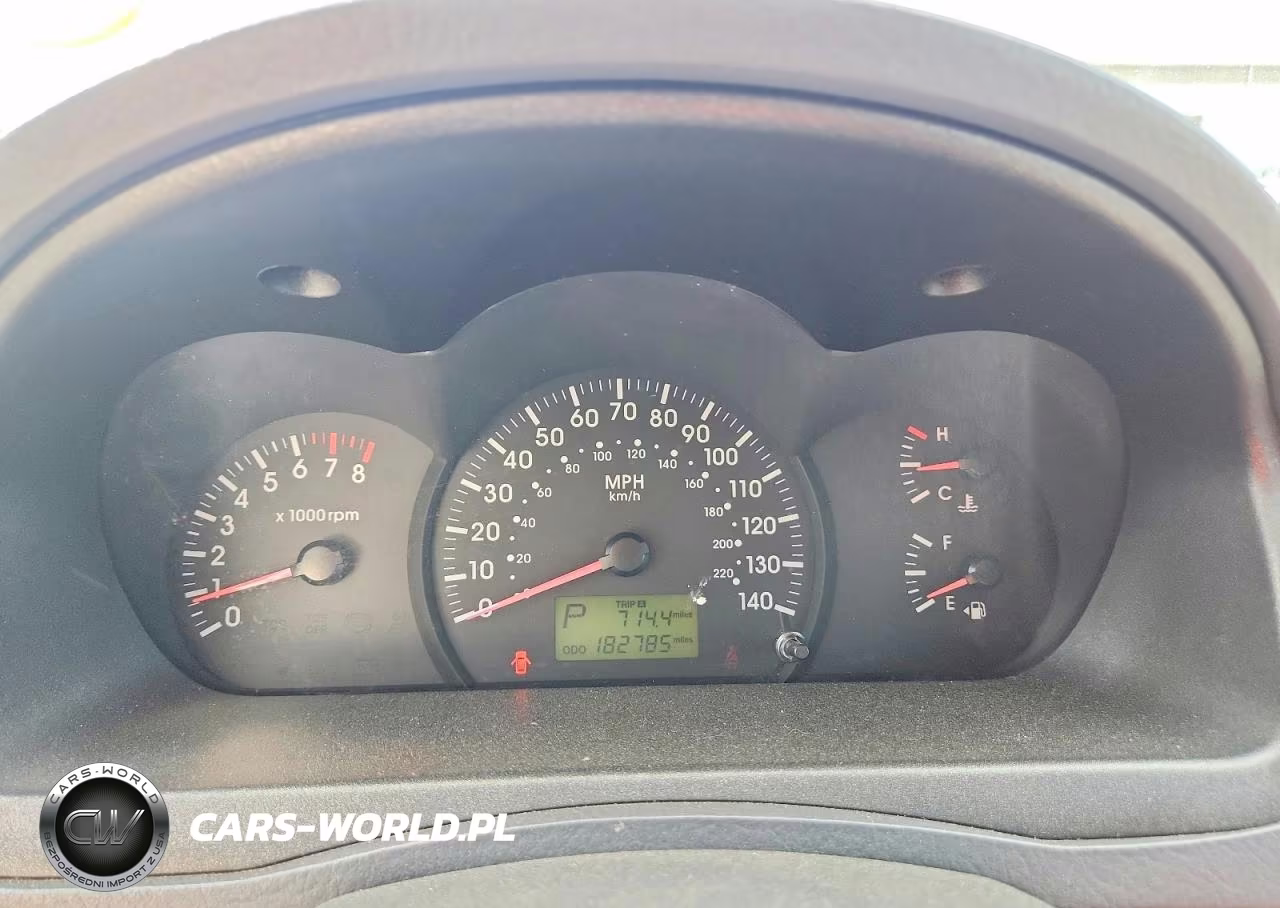 2005 Kia Spectra5 VIN:KNAFE162855122834 - 9