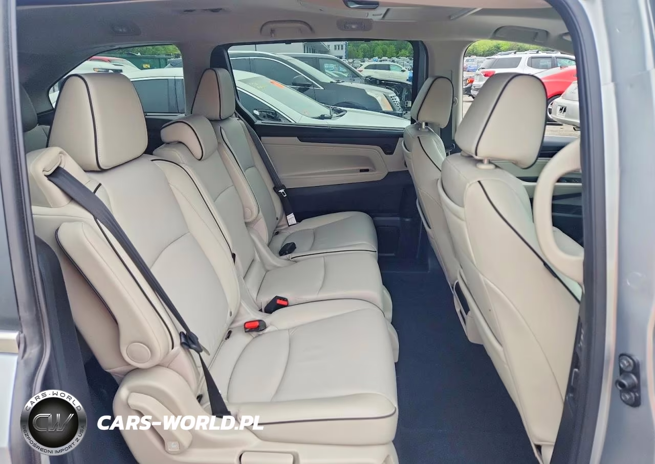 2025 Honda Odyssey Touring VIN:5FNRL6H85SB054183 - 11