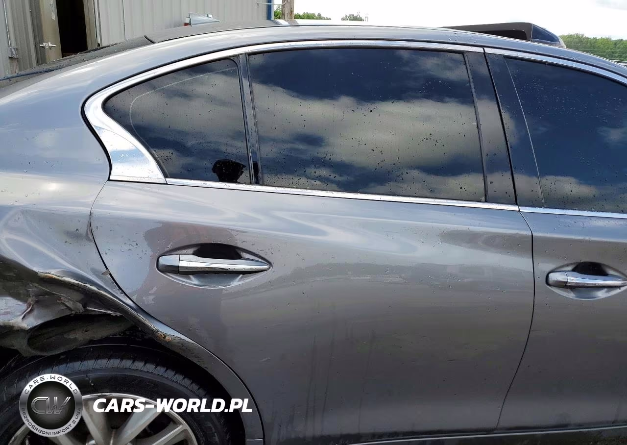 2015 Infiniti Q50 Premium VIN:JN1BV7AP2FM341113 - 10