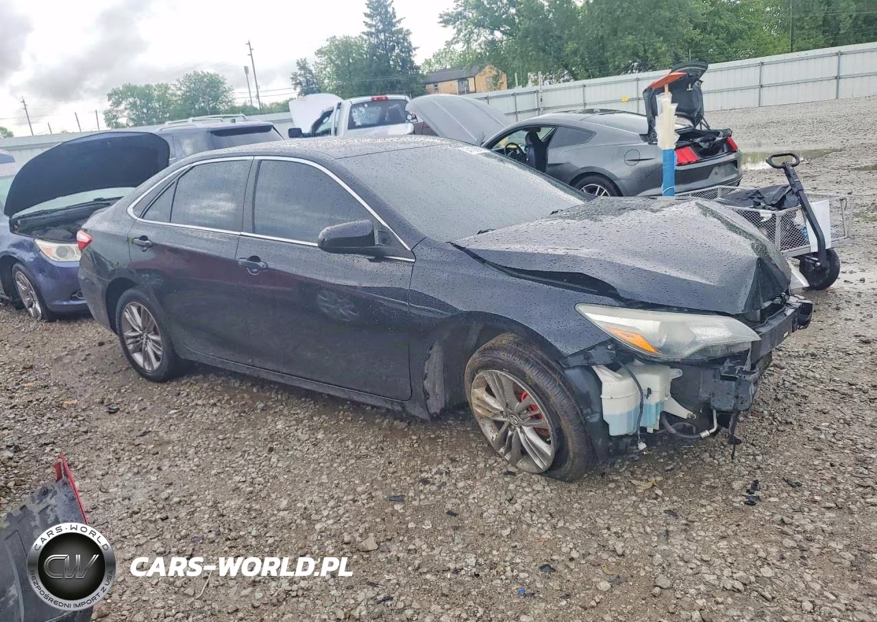 2016 Toyota Camry Se VIN:4T1BF1FK0GU537990 - 4