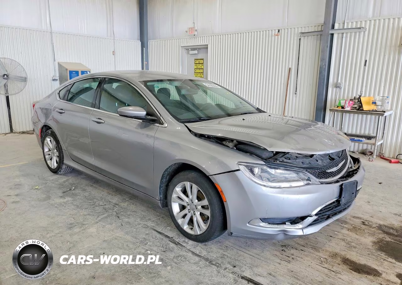 2015 Chrysler 200 Limited VIN:1C3CCCAB2FN571141 - 4