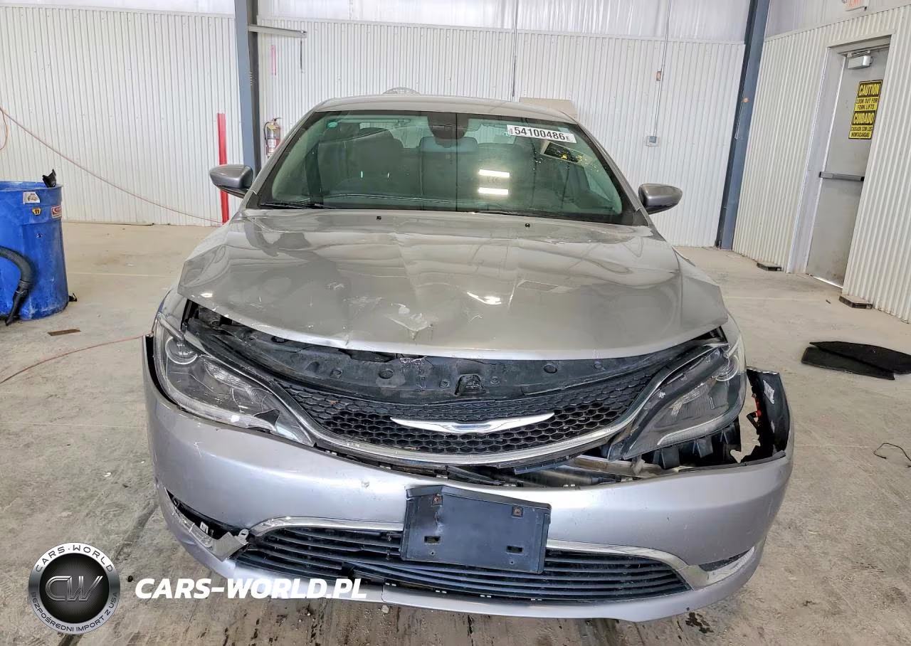 2015 Chrysler 200 Limited VIN:1C3CCCAB2FN571141 - 5
