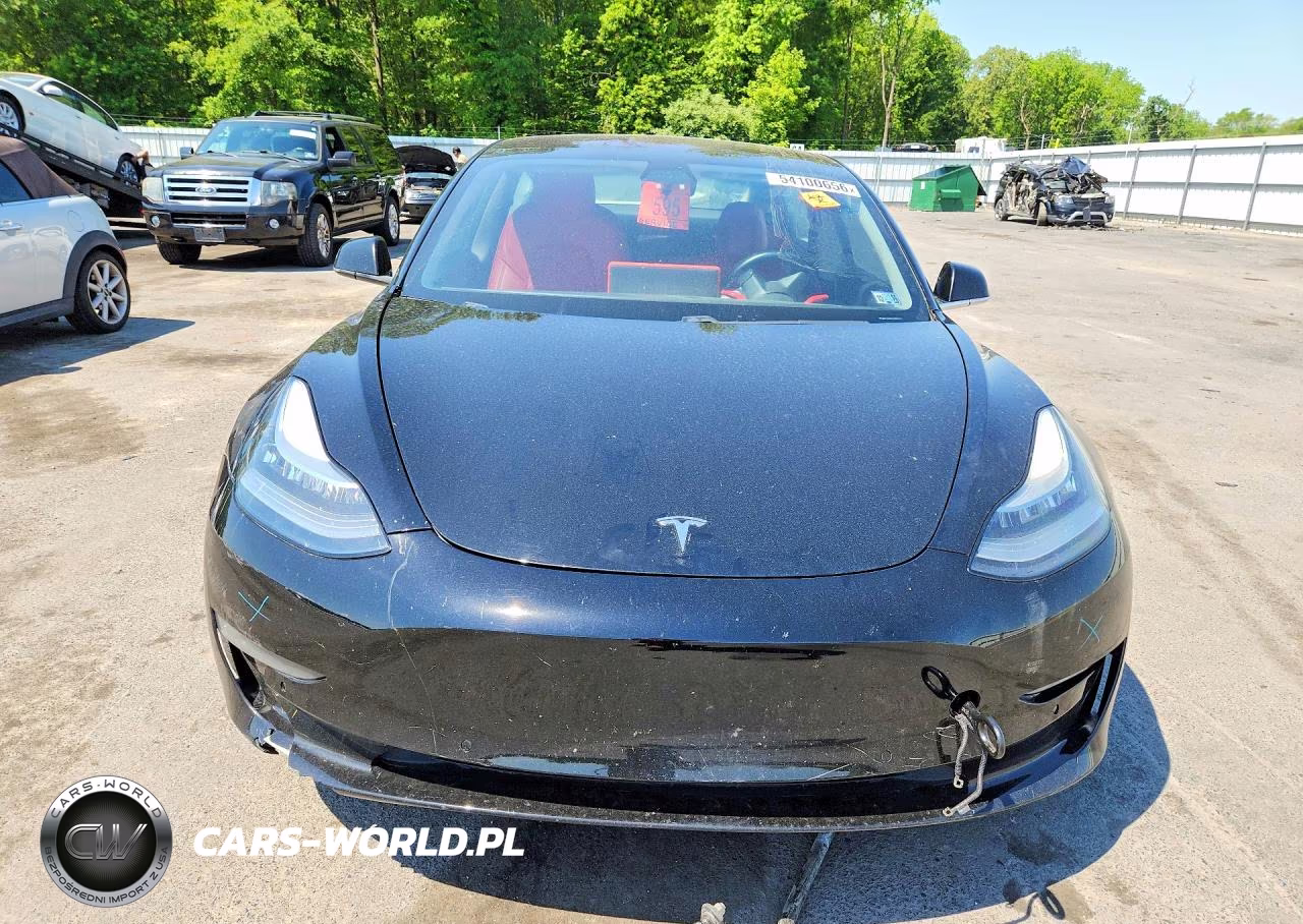 2018 Tesla Model 3 VIN:5YJ3E1EBXJF103413 - 5