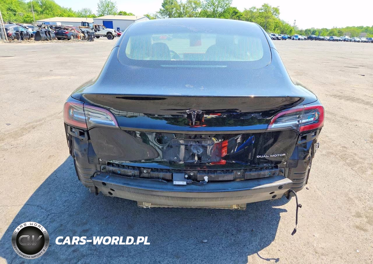 2018 Tesla Model 3 VIN:5YJ3E1EBXJF103413 - 6