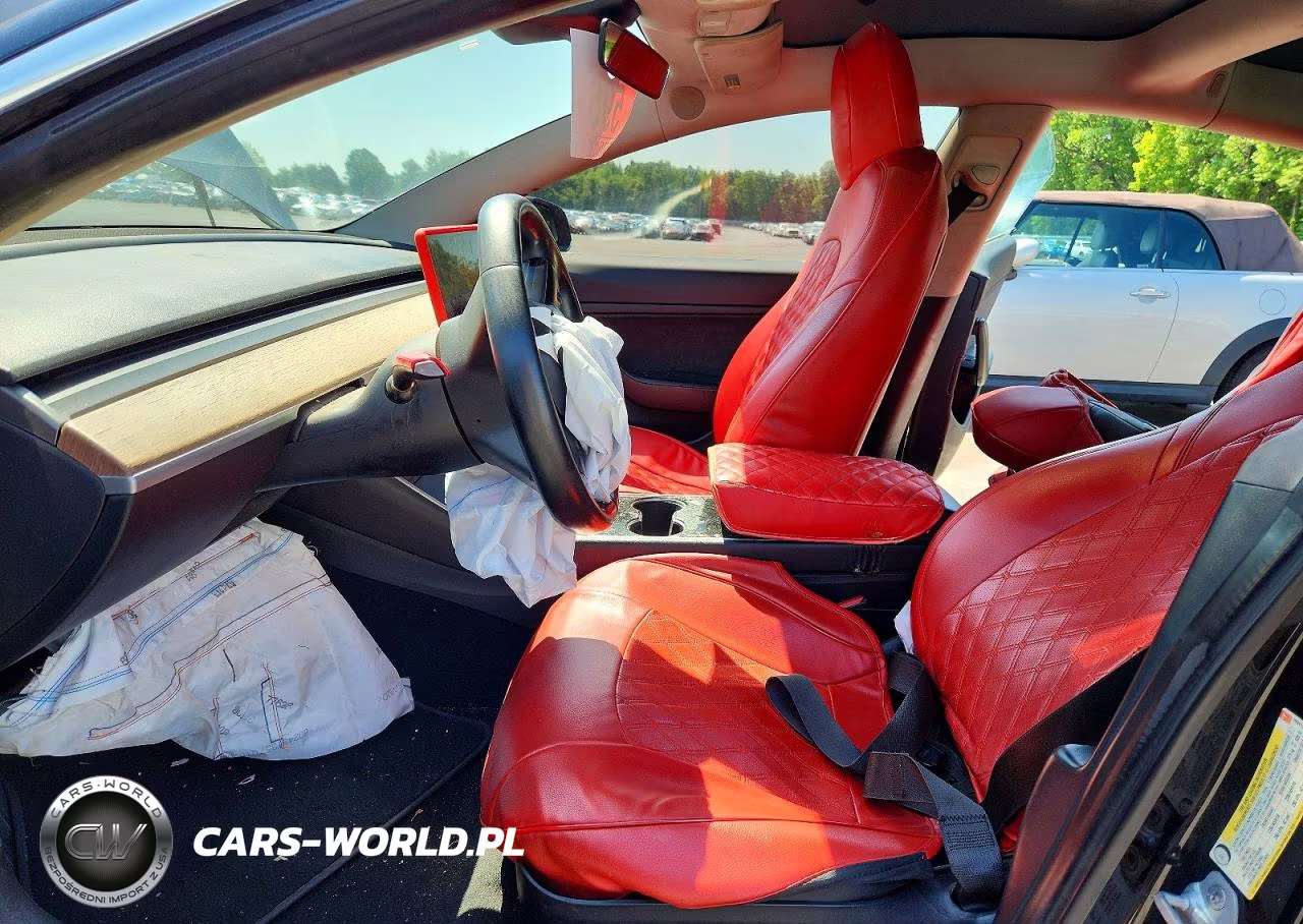 2018 Tesla Model 3 VIN:5YJ3E1EBXJF103413 - 7
