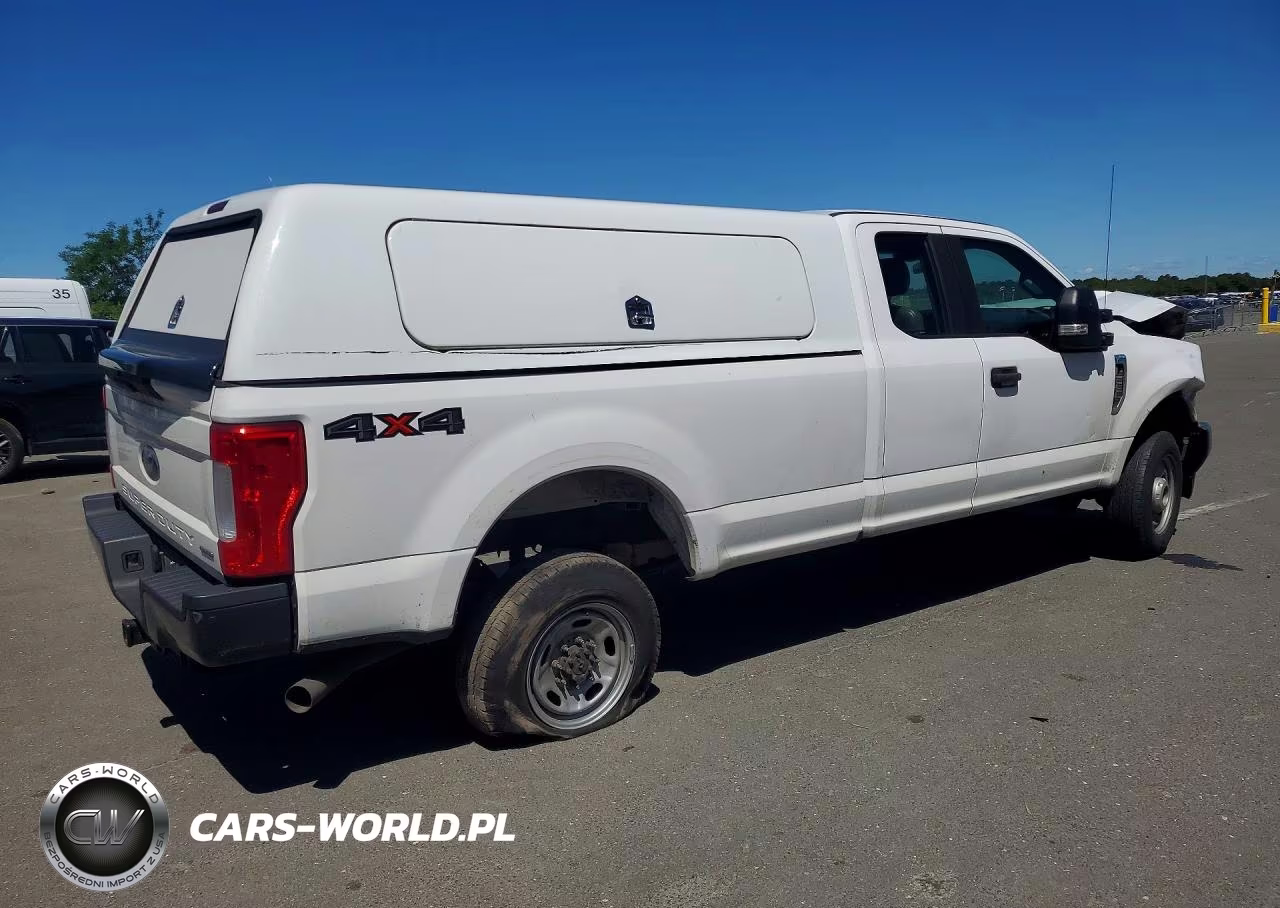 2018 Ford F250 Super Duty VIN:1FT7X2B69JEC95028 - 3