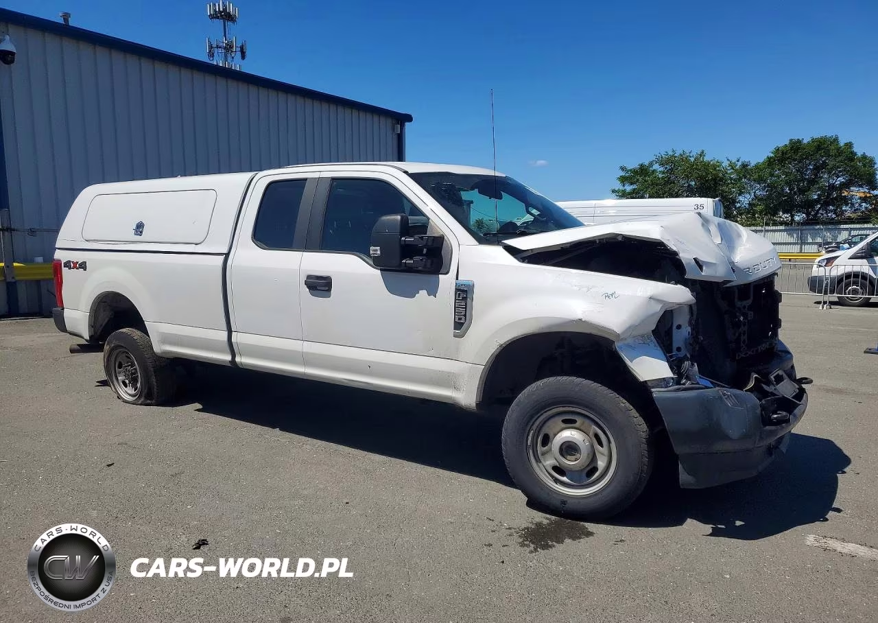 2018 Ford F250 Super Duty VIN:1FT7X2B69JEC95028 - 4