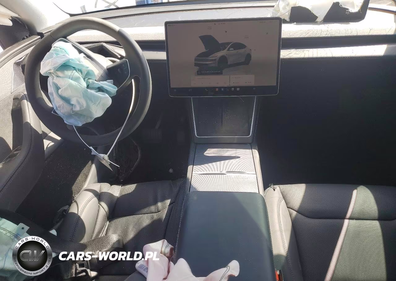 2026 Tesla Model Y VIN:7SAYGDED7TA454852 - 8