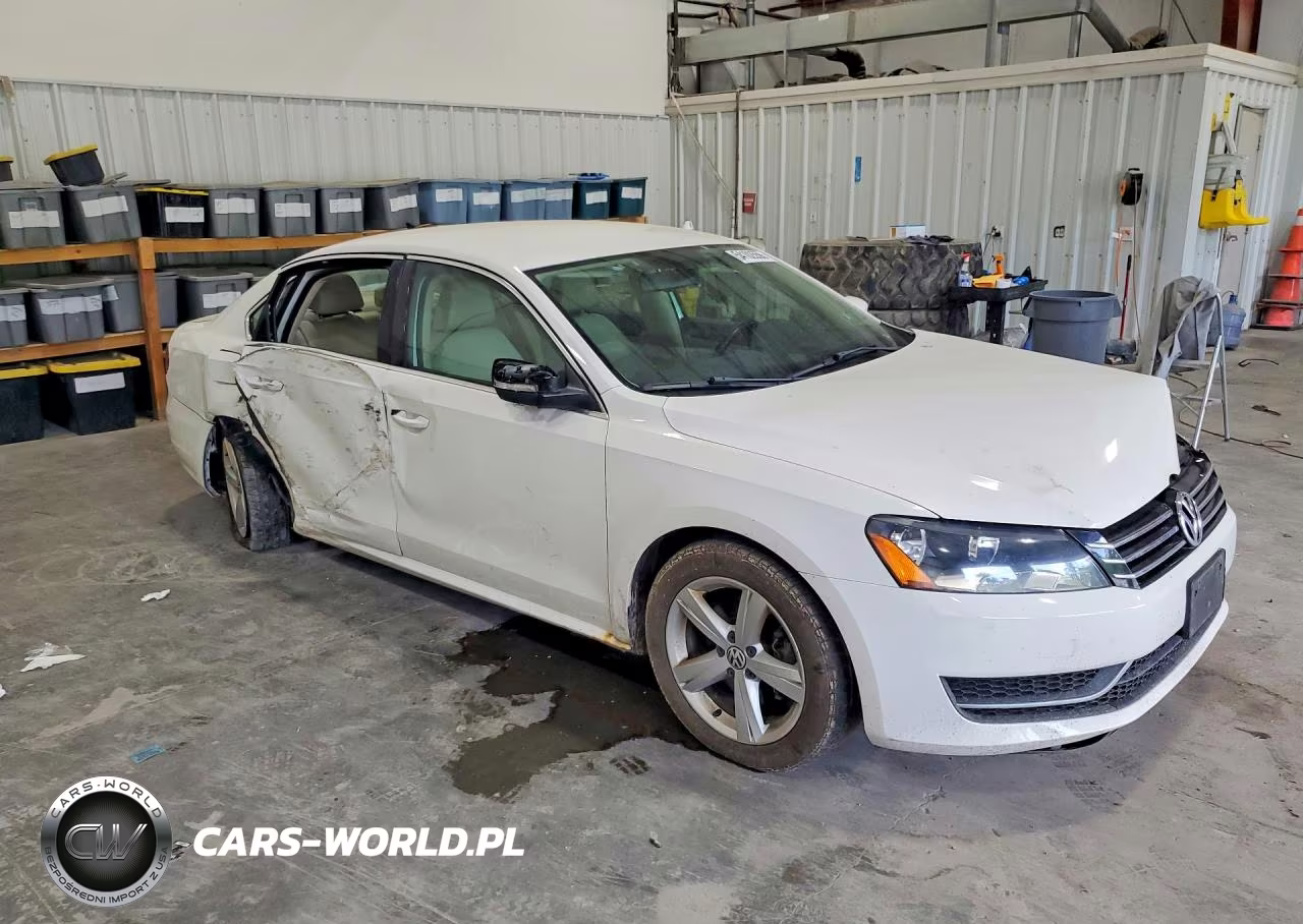 2014 Volkswagen Passat Se VIN:1VWBT7A3XEC102488 - 4