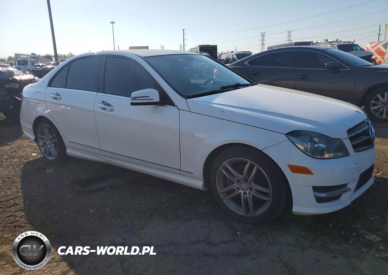 2014 Mercedes-Benz C 250 VIN:WDDGF4HB3EG252937 - 4