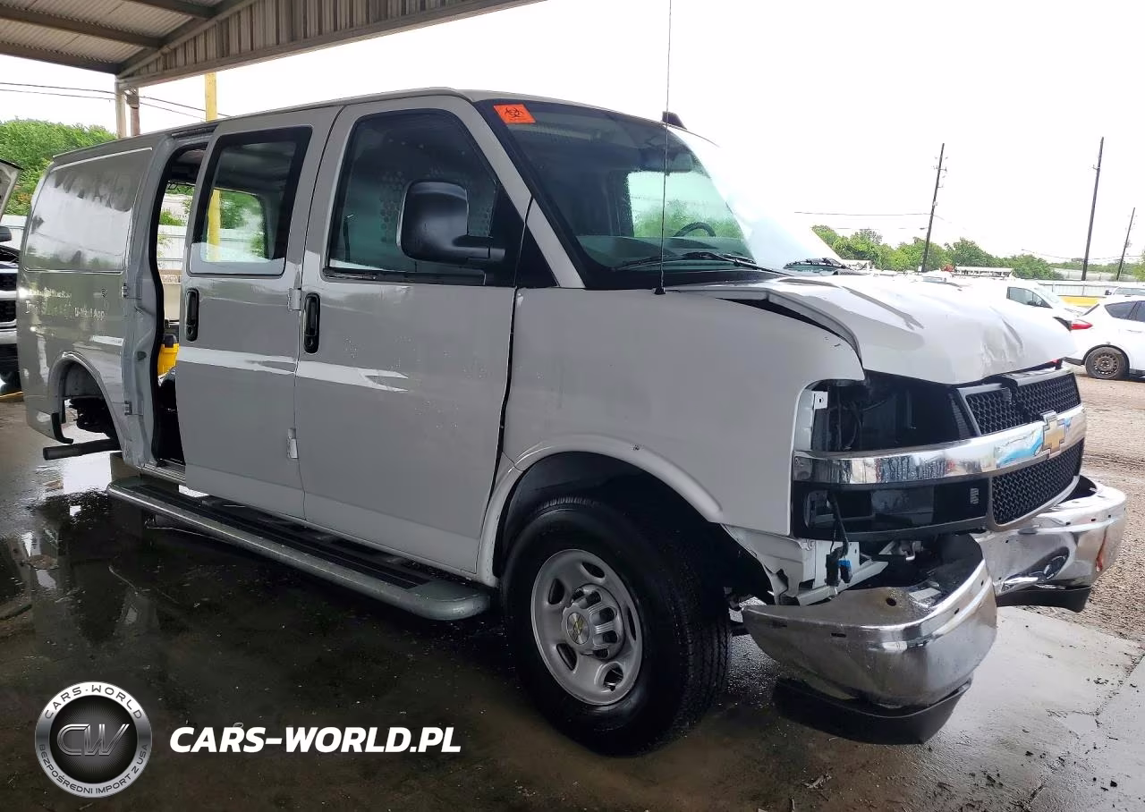 2025 Chevrolet Express G2500 VIN:1GCWGAFP9S1194010 - 4