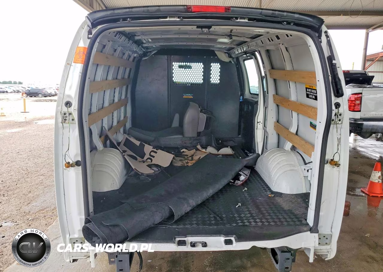 2025 Chevrolet Express G2500 VIN:1GCWGAFP9S1194010 - 6