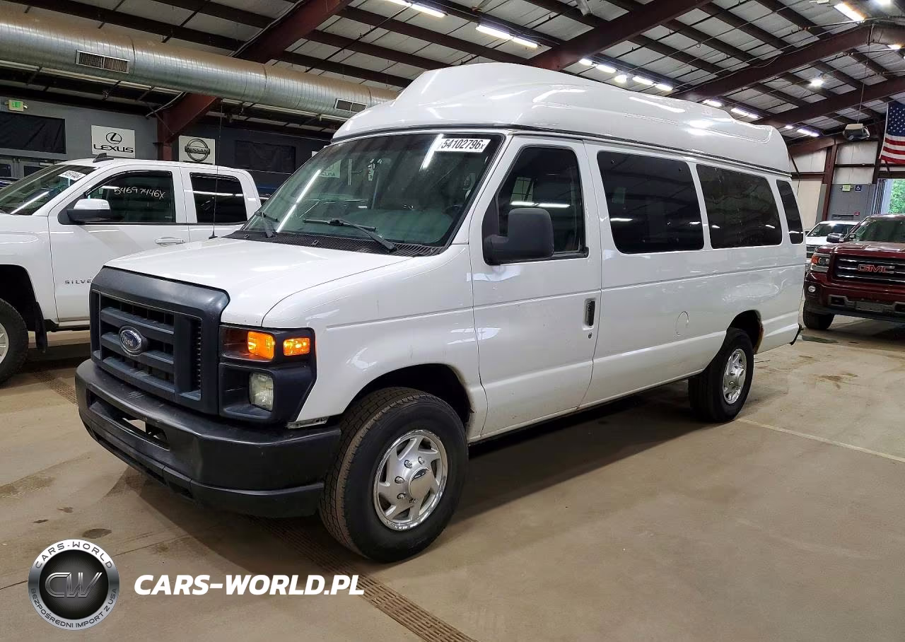 2012 Ford Econoline E350 Super Duty Wagon