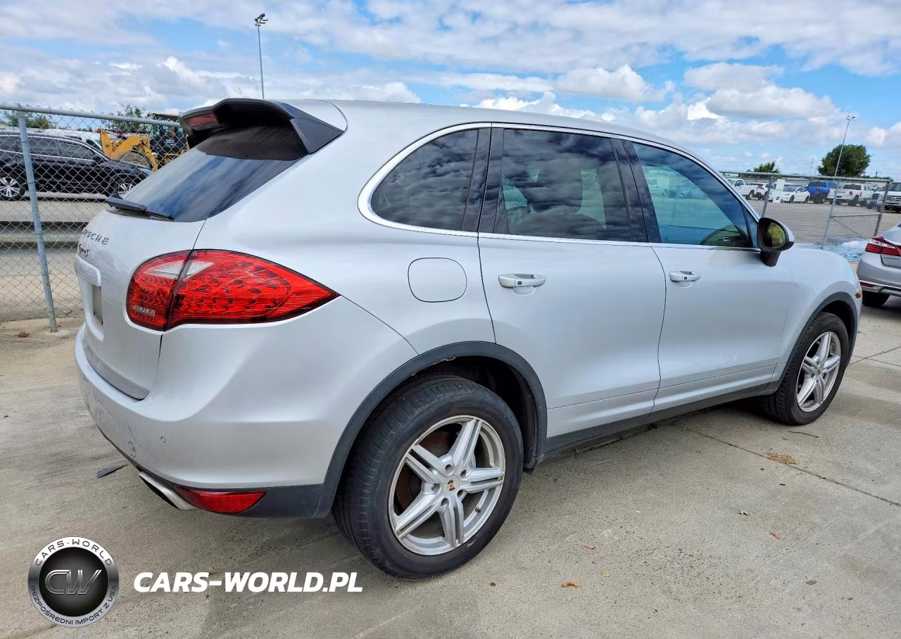 2011 Porsche Cayenne S VIN:WP1AB2A29BLA48445 - 3