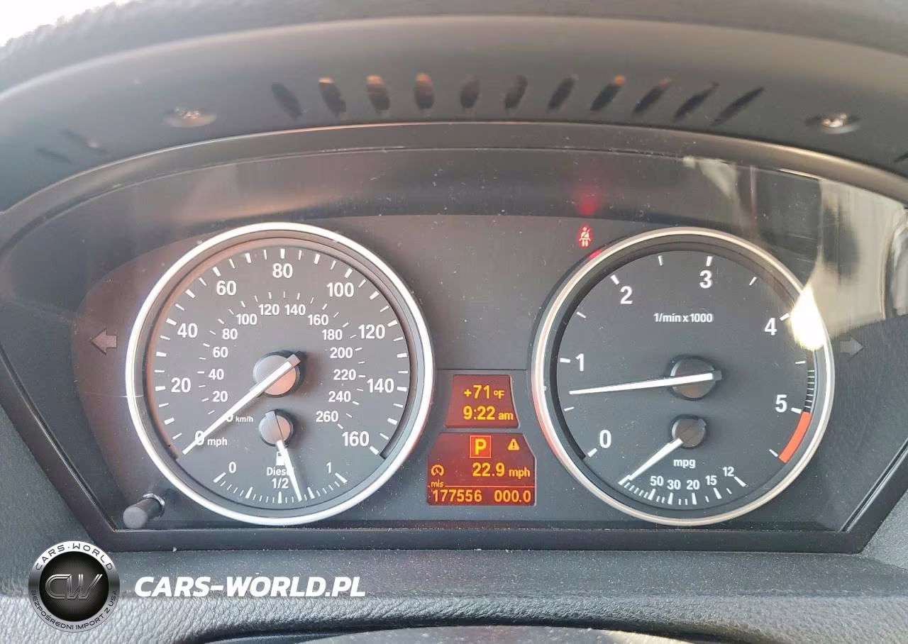2013 BMW X5 xDrive35D VIN:5UXZW0C54D0B93502 - 9