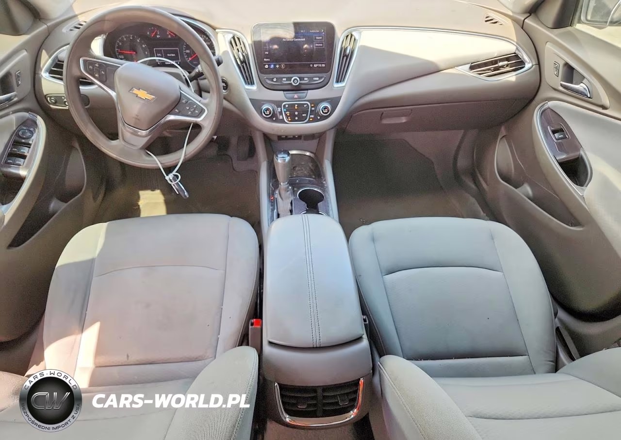 2019 Chevrolet Malibu Lt VIN:1G1ZD5ST2KF135408 - 8