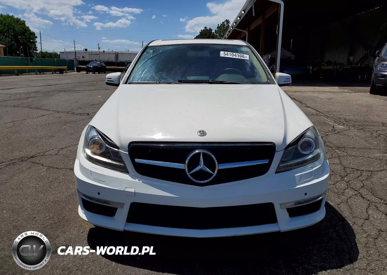 2010 Mercedes-Benz C 300 VIN:WDDGF5EB2AF360721 - 5
