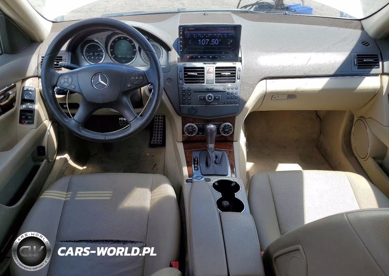 2010 Mercedes-Benz C 300 VIN:WDDGF5EB2AF360721 - 8