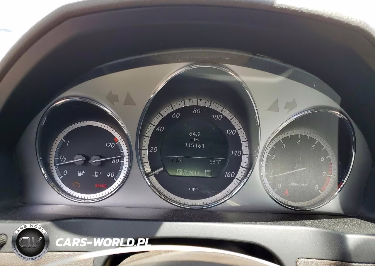 2010 Mercedes-Benz C 300 VIN:WDDGF5EB2AF360721 - 9