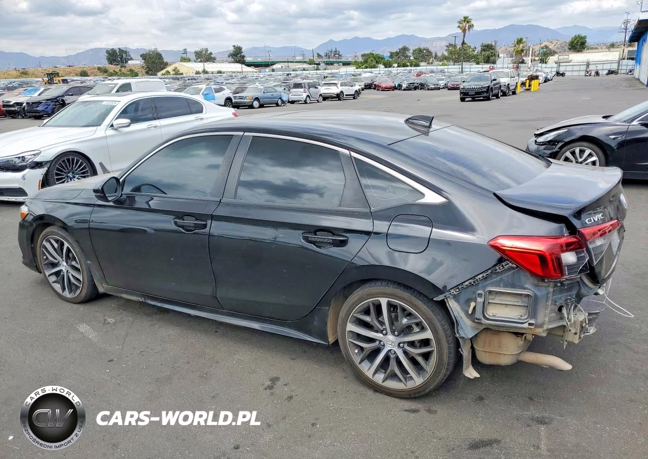 2024 Honda Civic Touring VIN:2HGFE1F96RH310817 - 2