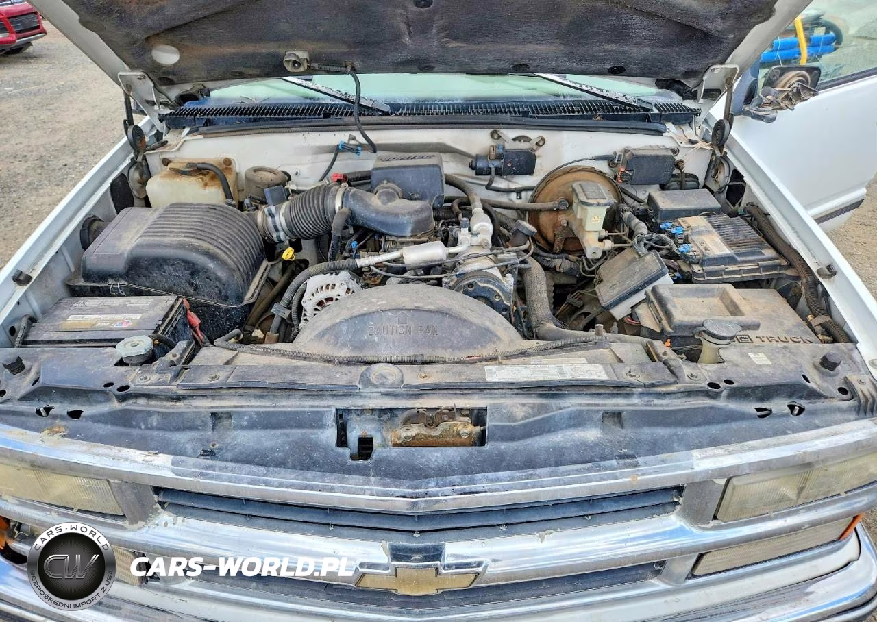 1997 Chevrolet C-K 1500 Series VIN:2GCEK19R6V1105967 - 11