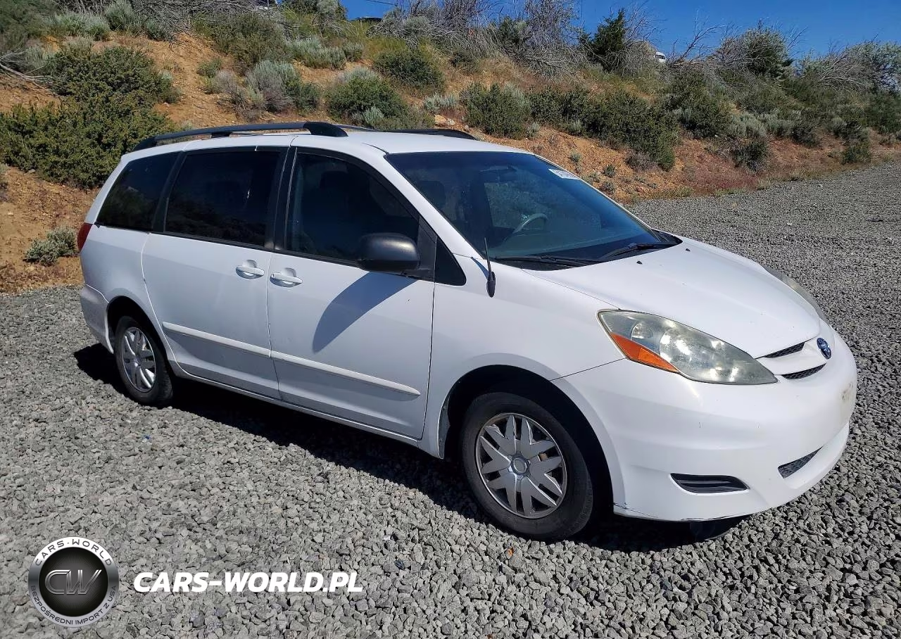 2008 Toyota Sienna Le 8-Passenger VIN:5TDZK23C28S174129 - 4