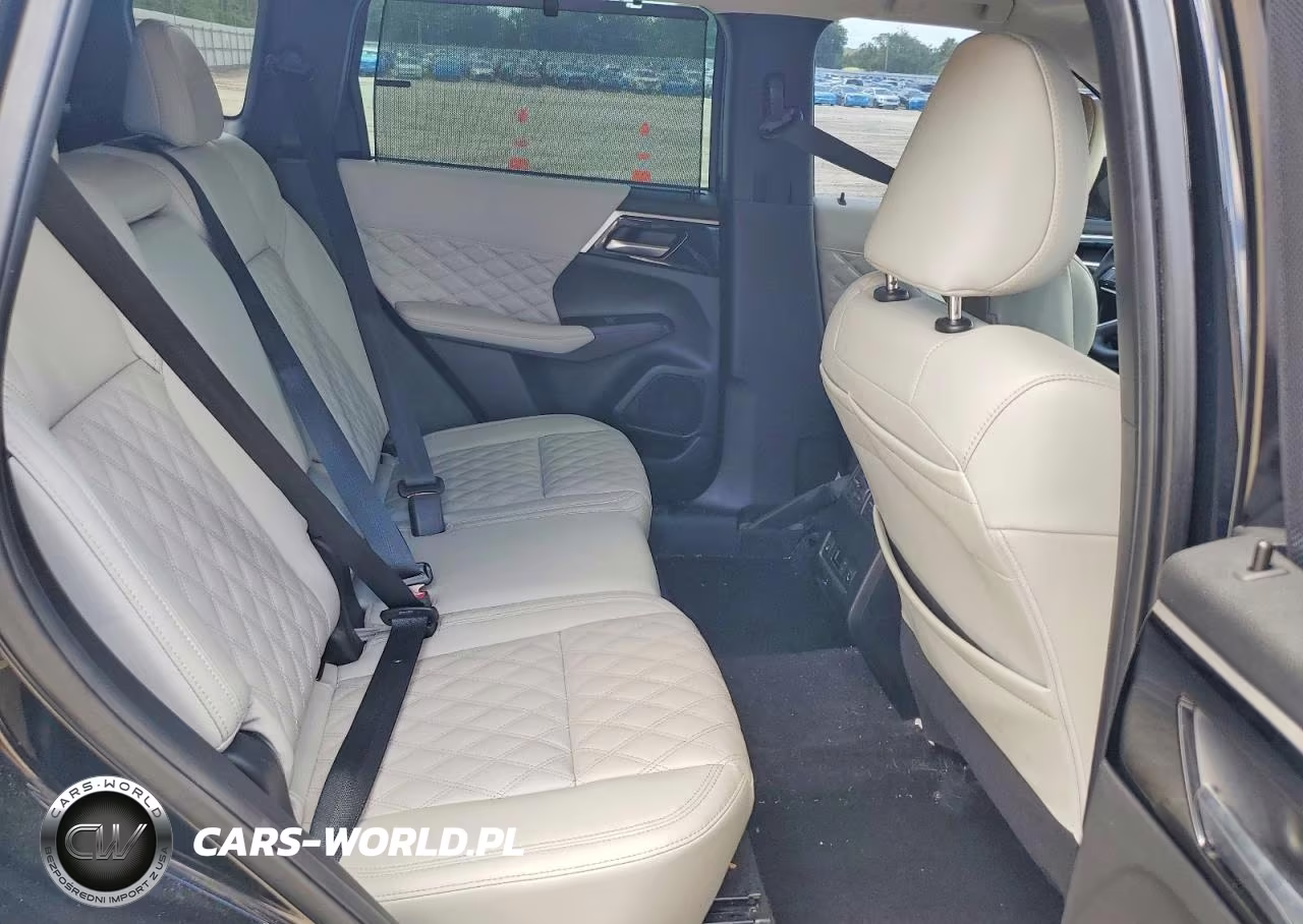 2023 Mitsubishi Outlander Sel VIN:JA4J3VA87PZ019979 - 11