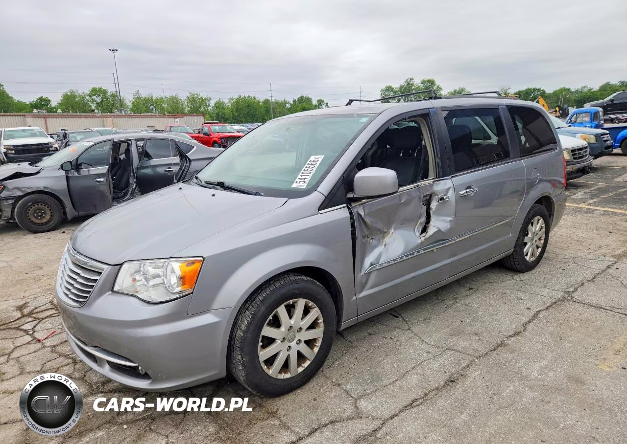 2015 Chrysler Town & Country Touring – zdjęcie 1 z 13