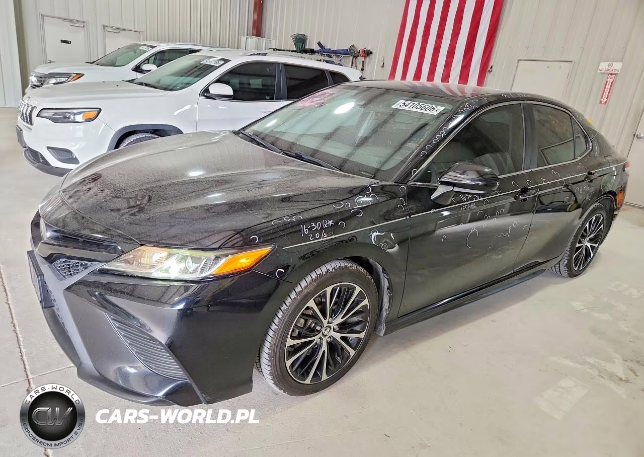 2020 Toyota Camry Se
