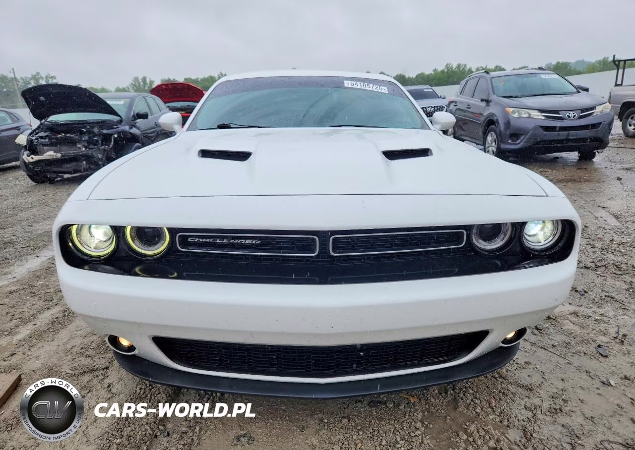 2019 Dodge Challenger Sxt VIN:2C3CDZAG9KH551578 - 5