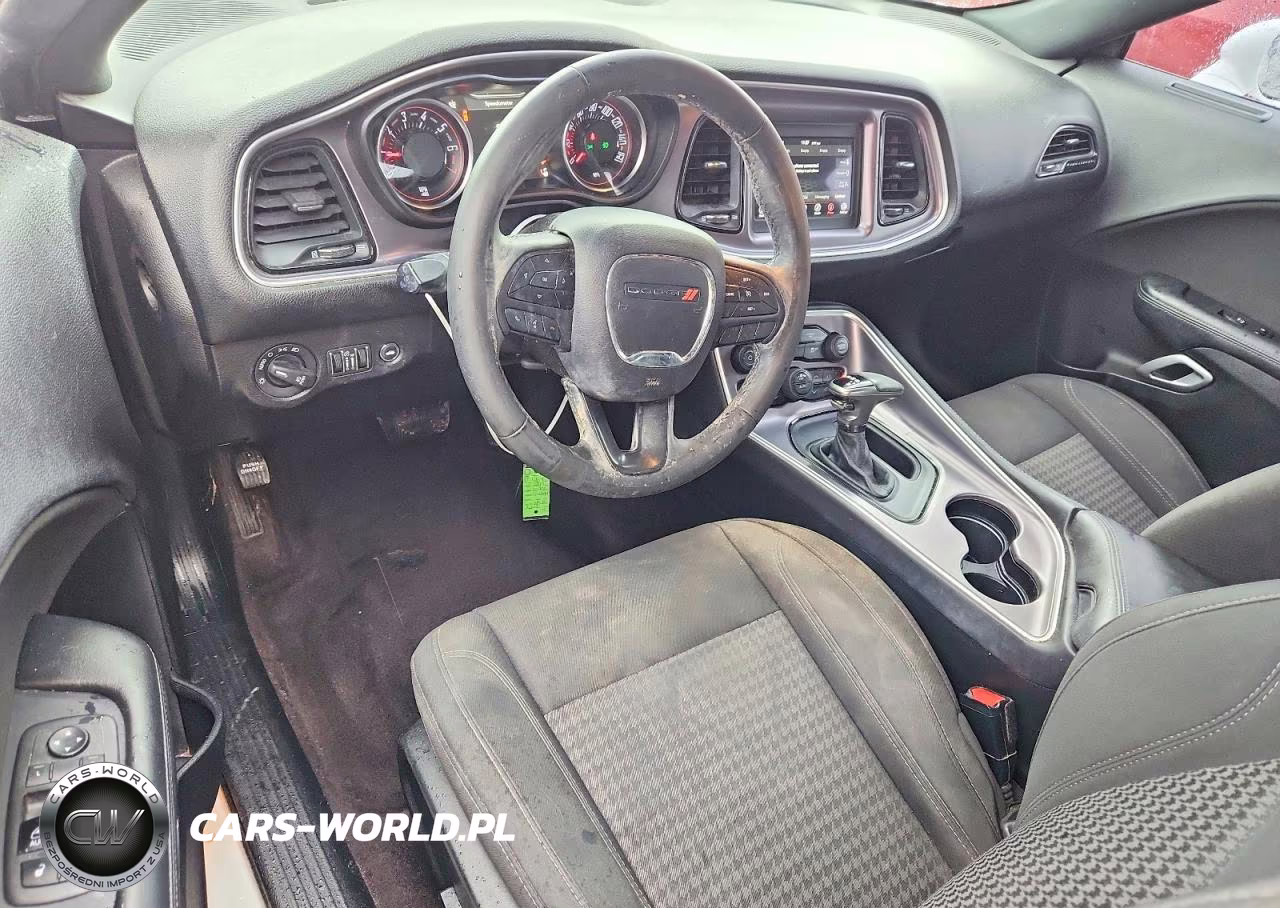 2019 Dodge Challenger Sxt VIN:2C3CDZAG9KH551578 - 8