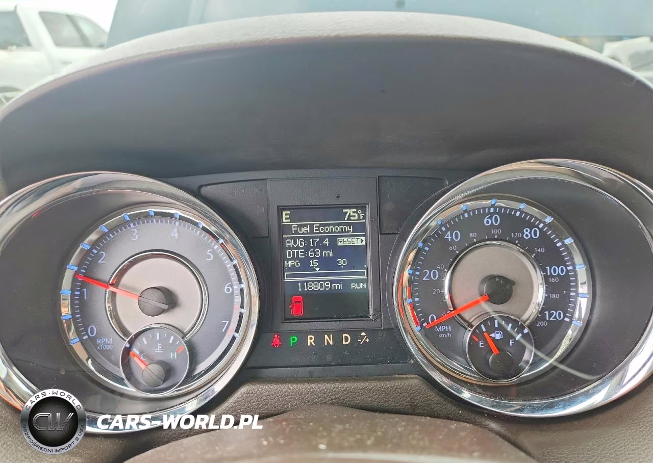 2014 Chrysler Town & Country Touring VIN:2C4RC1BG8ER138414 - 9