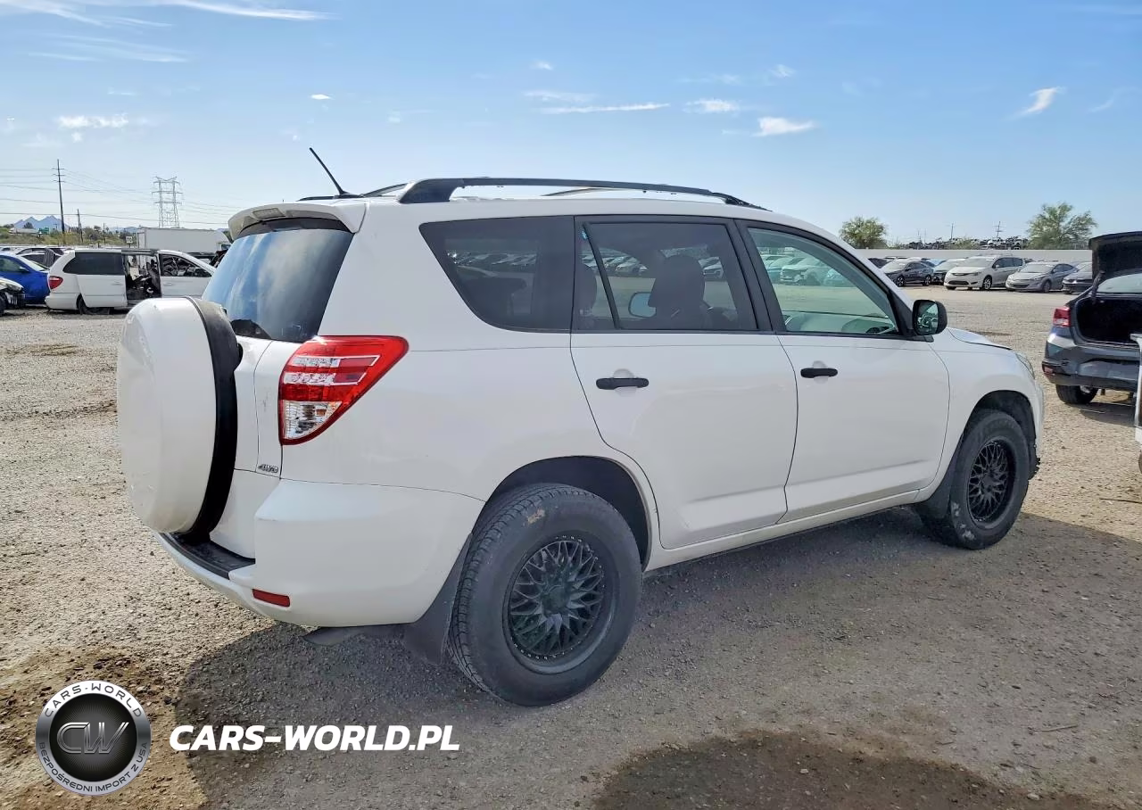2011 Toyota Rav4 Base VIN:JTMBF4DV2B5044818 - 3