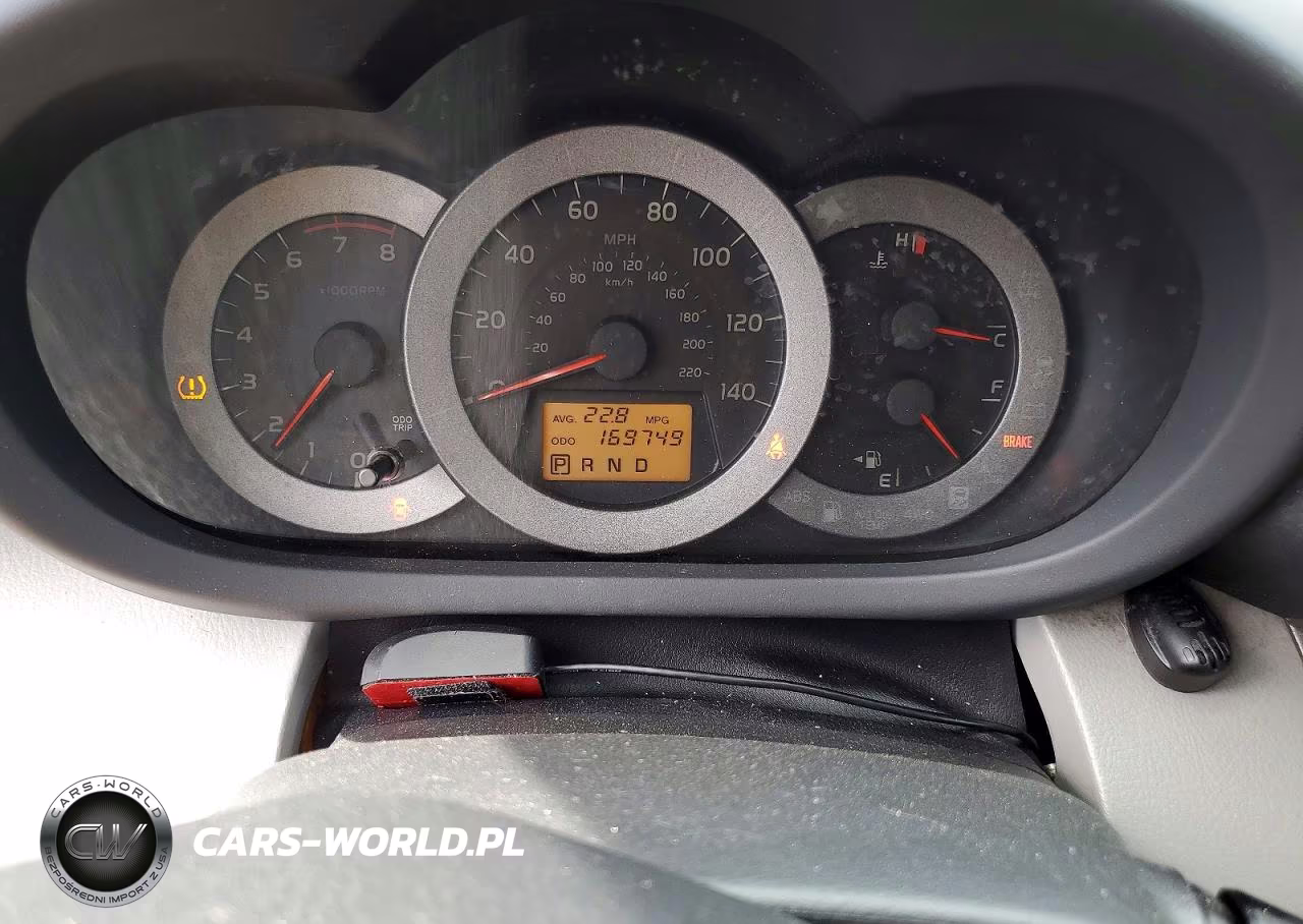 2011 Toyota Rav4 Base VIN:JTMBF4DV2B5044818 - 9