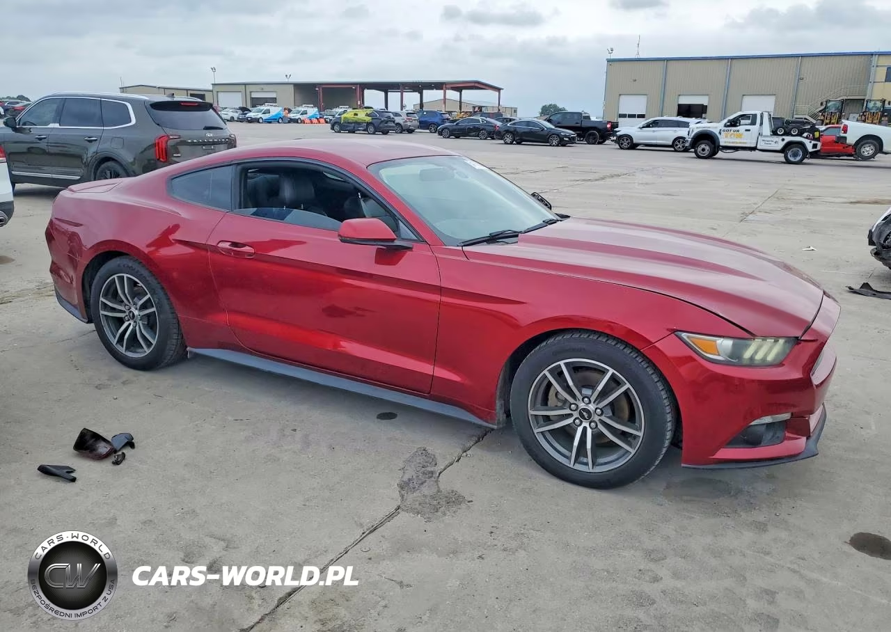 2015 Ford Mustang VIN:1FA6P8TH9F5339203 - 4