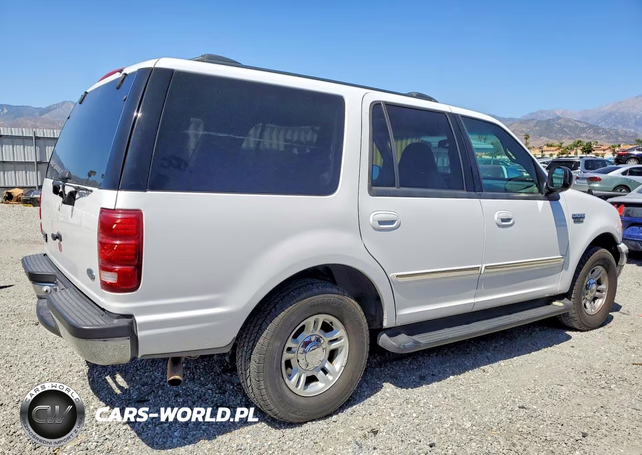 2002 Ford Expedition Xlt VIN:1FMRU15L62LA80065 - 3