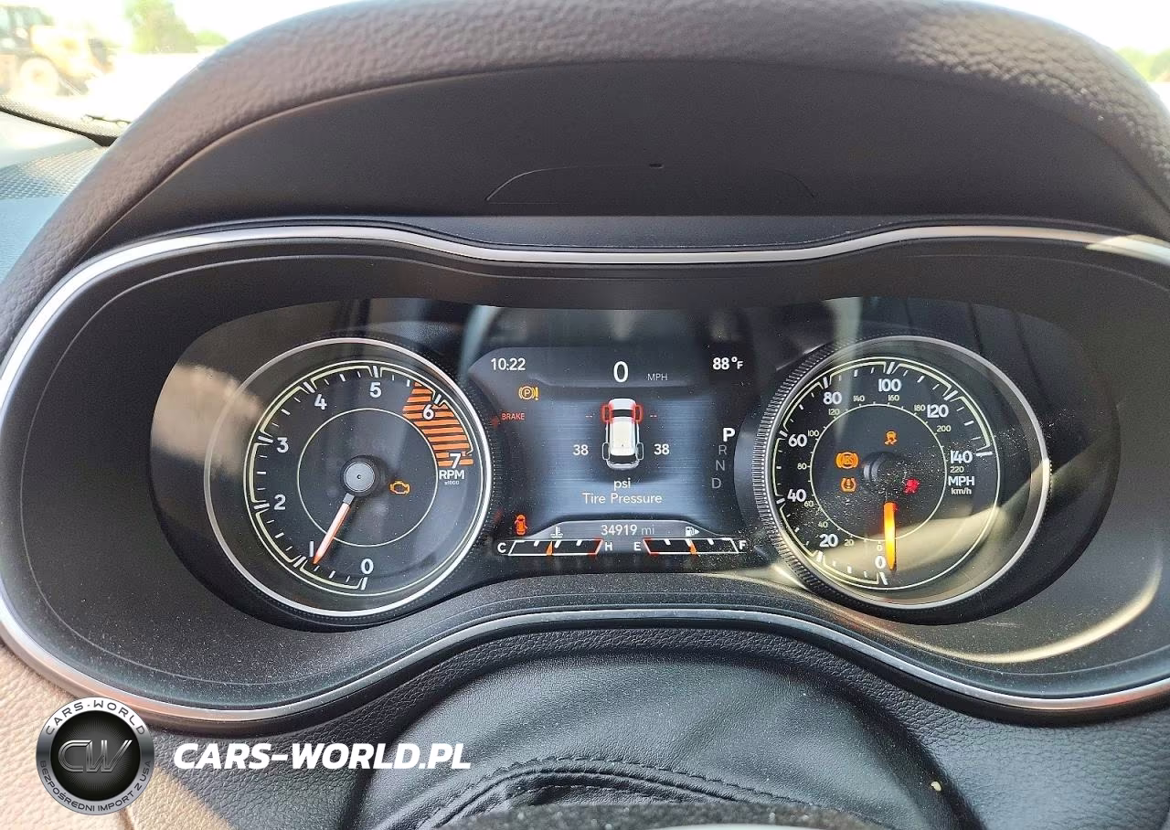 2019 Jeep Cherokee Limited VIN:1C4PJMDN6KD146973 - 9