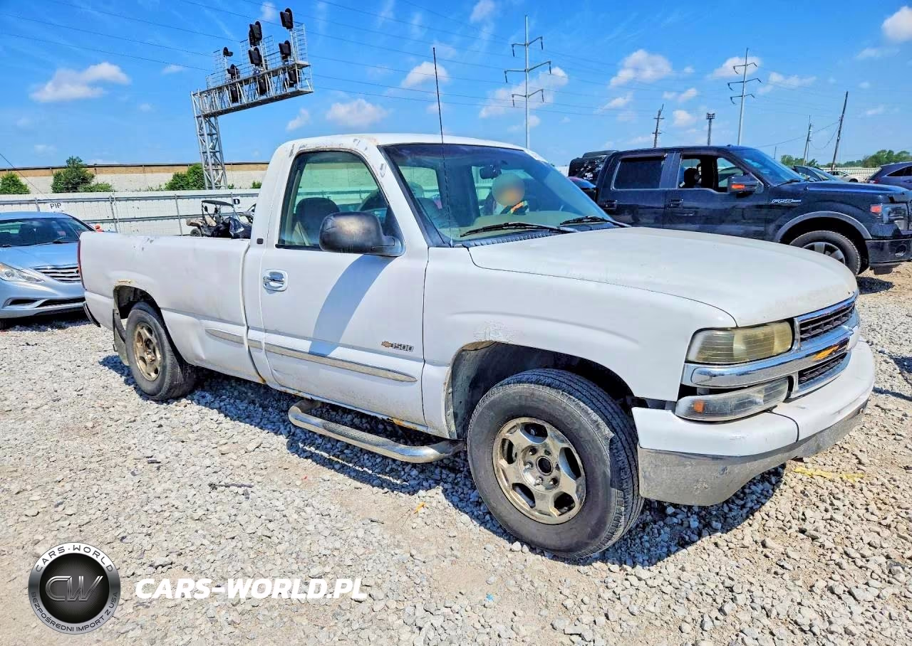 1999 Chevrolet Silverado C1500 VIN:1GCEC14WXXE242874 - 4