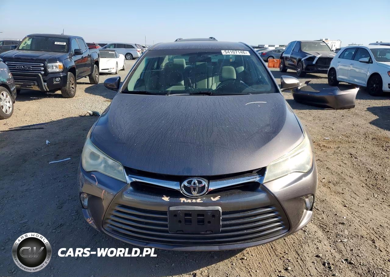2016 Toyota Camry Le VIN:4T4BF1FK7GR553075 - 5