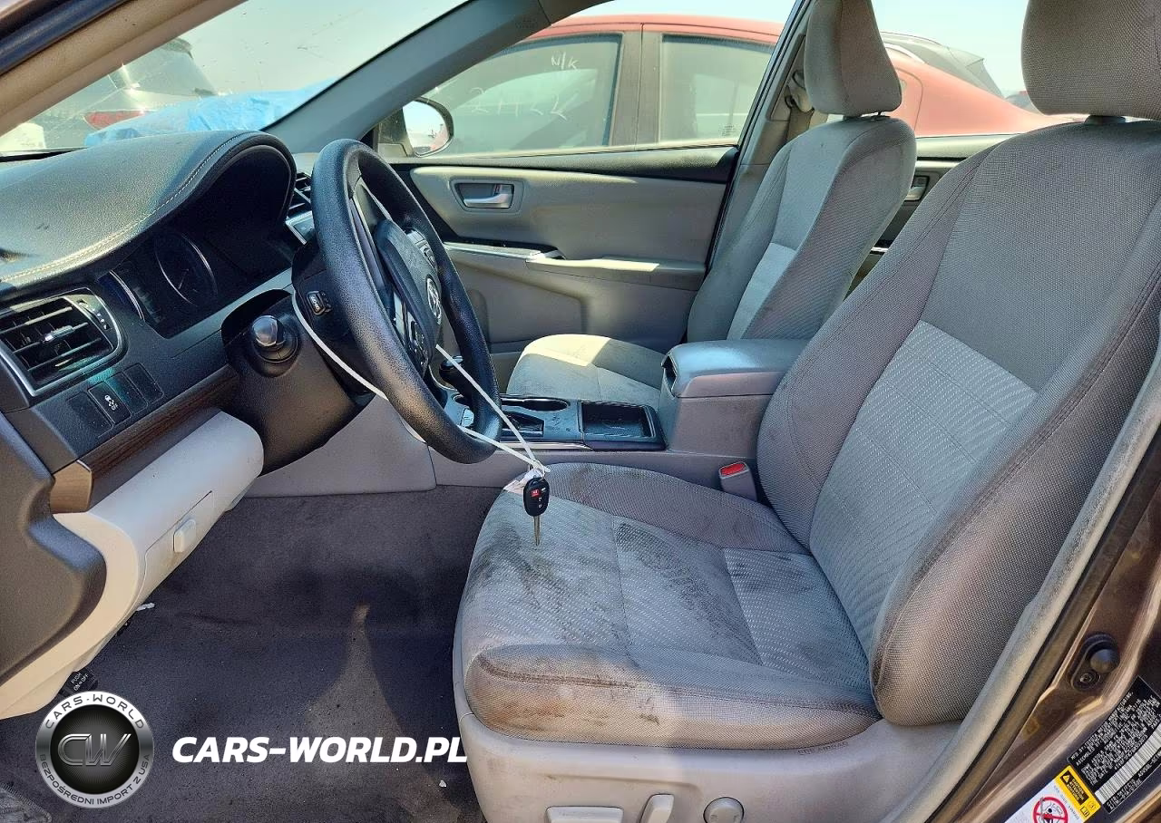 2016 Toyota Camry Le VIN:4T4BF1FK7GR553075 - 7