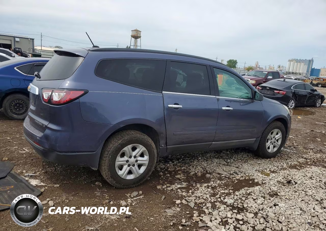 2014 Chevrolet Traverse Ls VIN:1GNKRFED0EJ279455 - 3