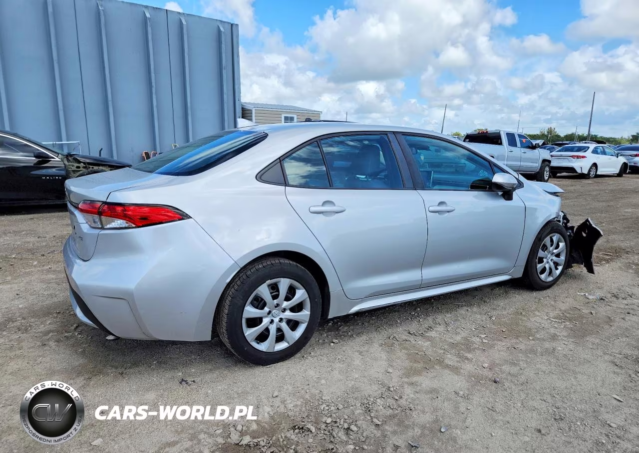 2021 Toyota Corolla Le VIN:5YFEPMAE1MP156630 - 3